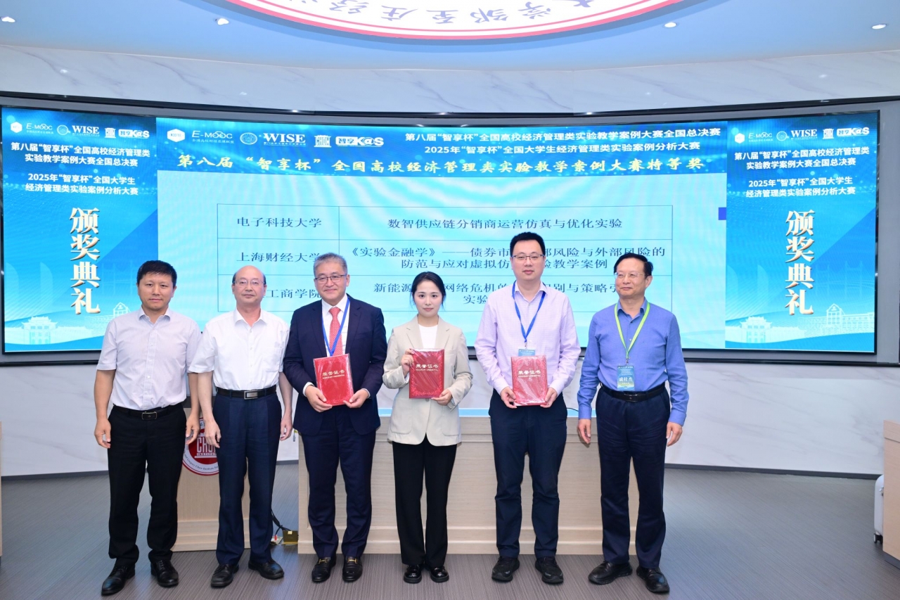 10ECE687D3A1C8344381078AD25_F9F6573B_5D1