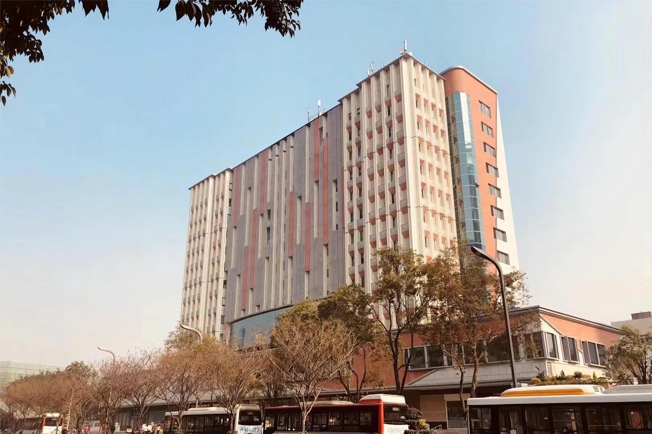 电子科大沙河科技园外观(1).jpg