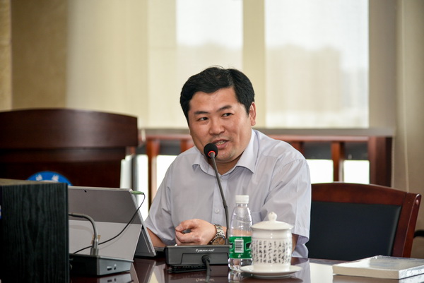 wenm001.jpg
