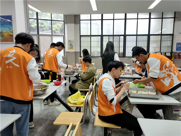 840d87a3b79d335dca0ef002d9f61bd2_13919.j