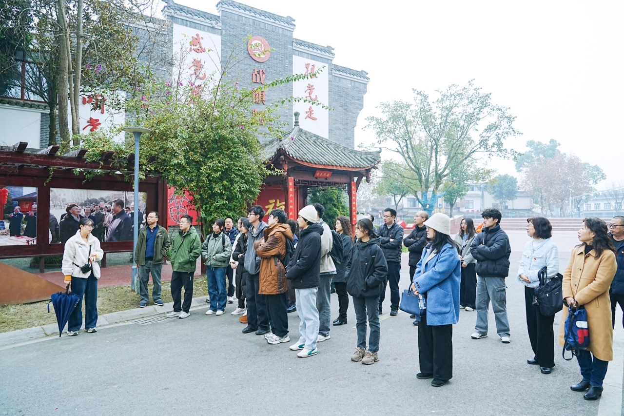 ED9234F0FB79CD11A50E41C10B1_BB563EC9_A48