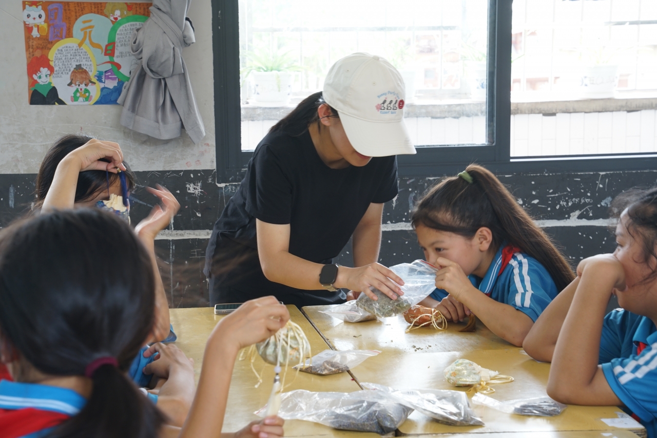 一小香囊活动.JPG