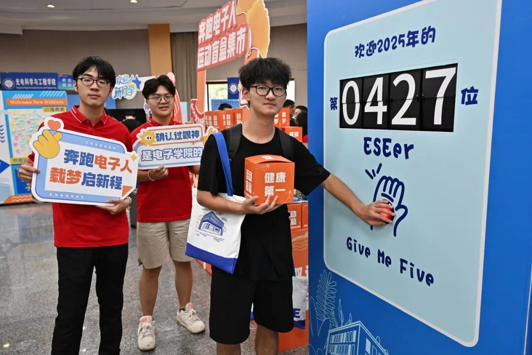 b1a44d62c6f553ff3507df28a6cf4502.jpg