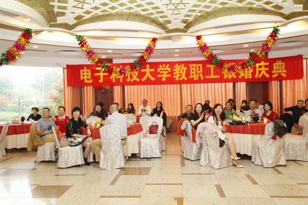 b206dd0abc527b6aa3be4d4beded19f4.jpg