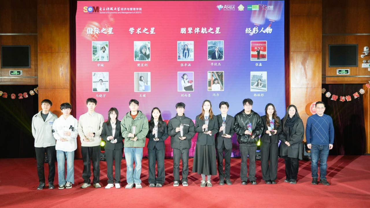 3F0465174D245E1AAC0733D520E_78AA356F_51E