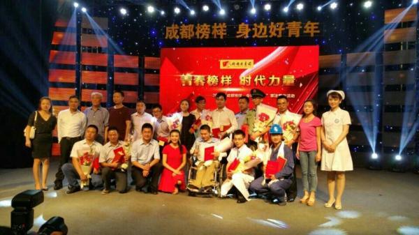 db2683b2b4de2aabf3f24cef2cfb3cfc.jpg