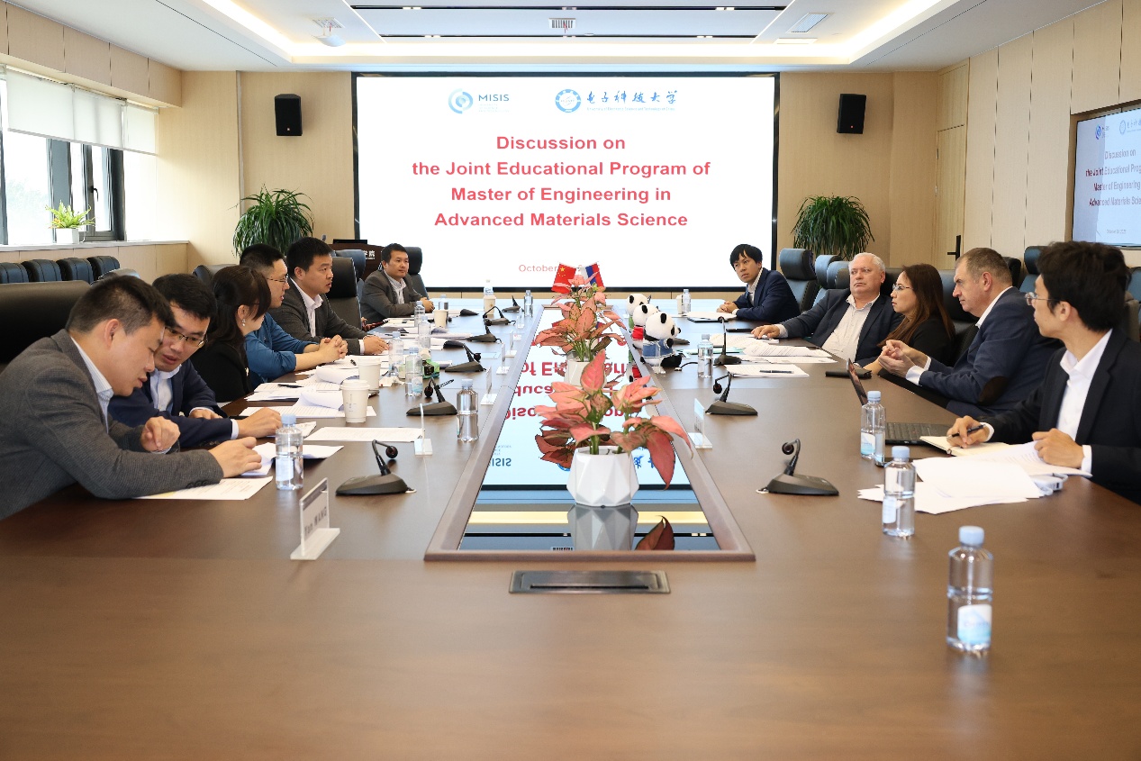 CD187980949C6CDB7B2FFA8BA32_2DF0A78C_575